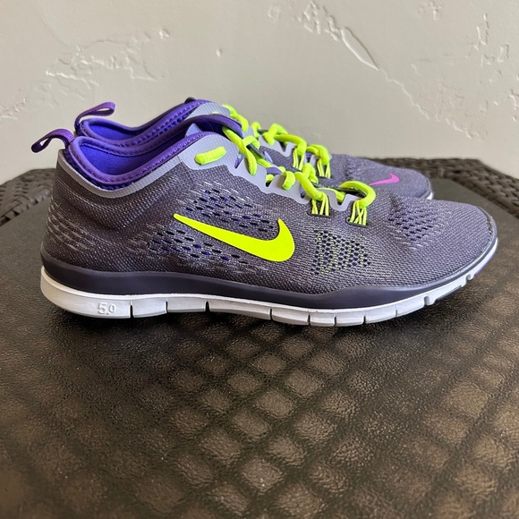 Nike Free TR Fit 5.0 Breathable Lace up Running Shoes size 8.5 - Picture 6 of 10